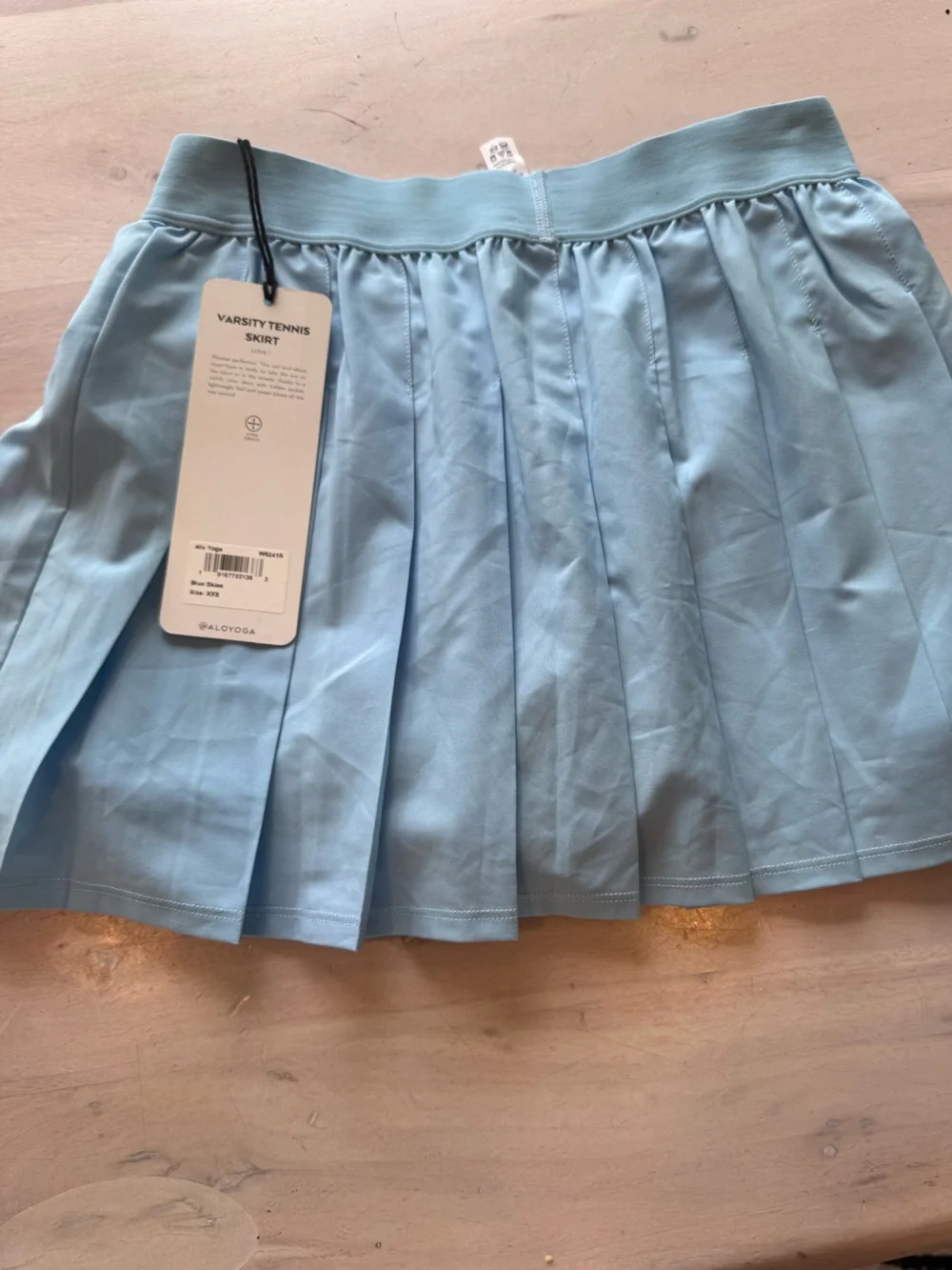 NWT Alo Yoga Varsity Tennis Skirt blue skies size xxs